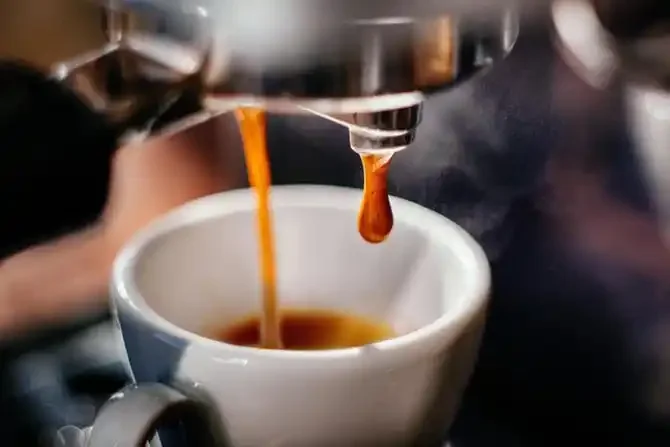 Mikä on Barista FIRE? Opi Elämän Hybridi